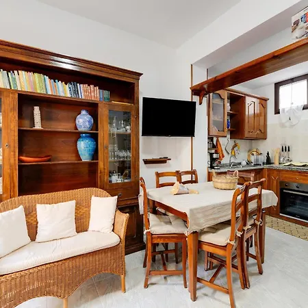 Air-conditioned 2 Steps From The Sea Lejlighed Castelsardo