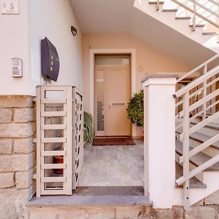 Air-conditioned 2 Steps From The Sea Lejlighed *